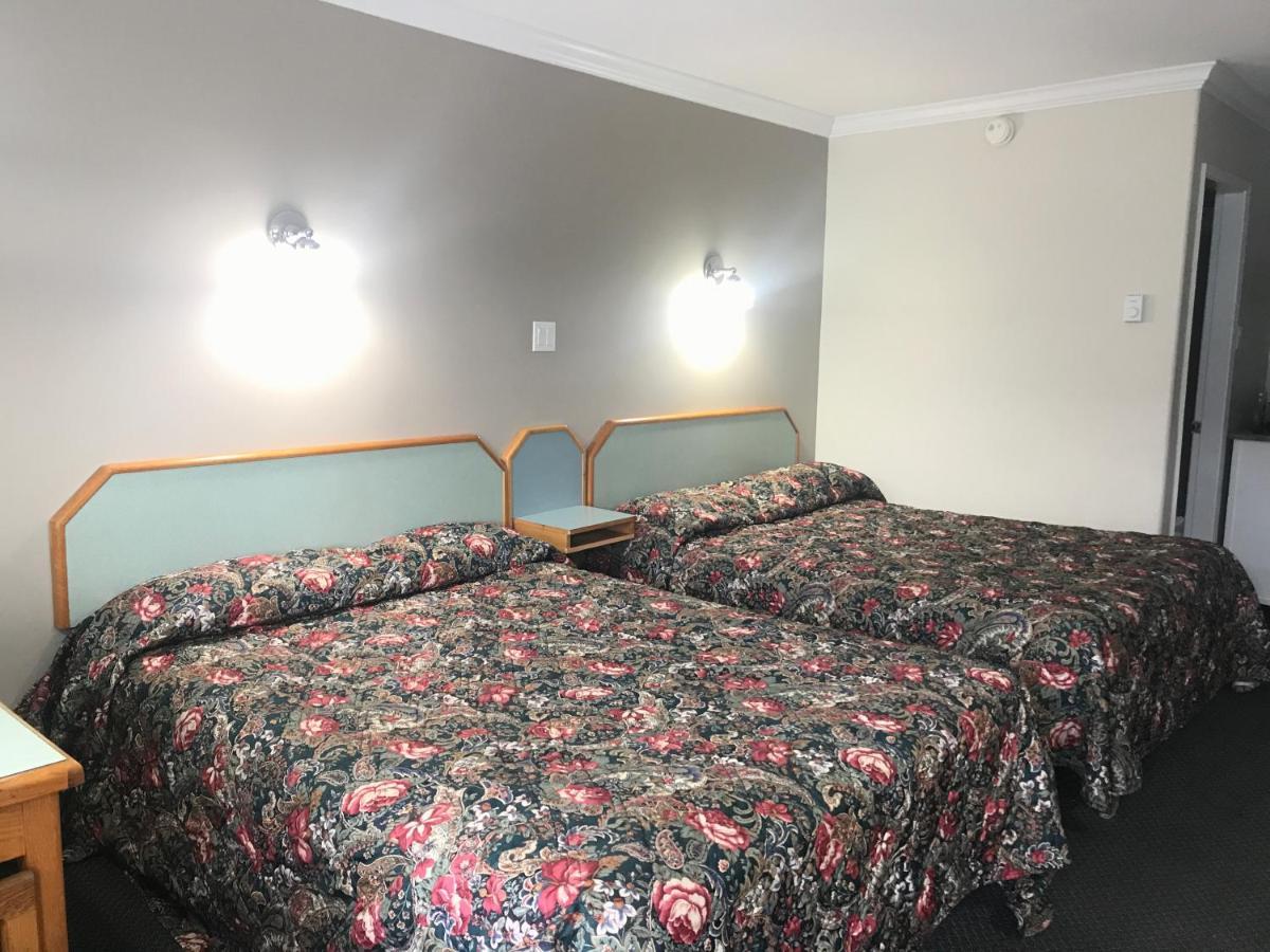 Lamplighter Motel Kamloops Ngoại thất bức ảnh