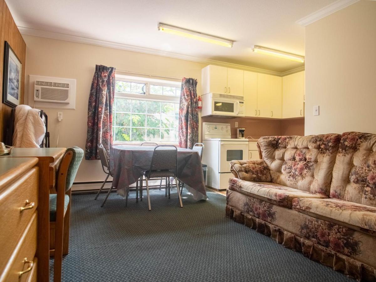 Lamplighter Motel Kamloops Ngoại thất bức ảnh